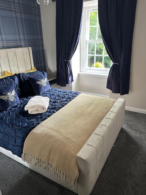Cameron Coach House Modern Property In Murrayfield Edinburg Exteriör bild